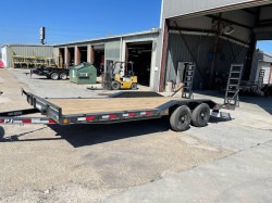 21x104 Equipment Hauler